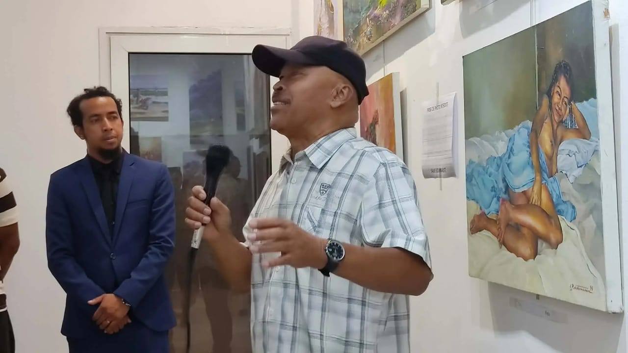 FAMPIRANTIANA ETSY AMIN' NY IVOKOLO NY HOSODOKO SANGANASAN' I HANS RANAIVOSON