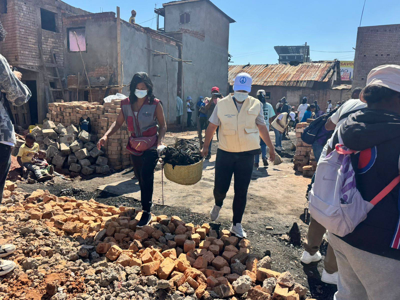 ANDRO NATOKANA HO AMIN' NY FIROTSAHANA AN-TSITRAPO SY ASA FANOLORAN-TENA