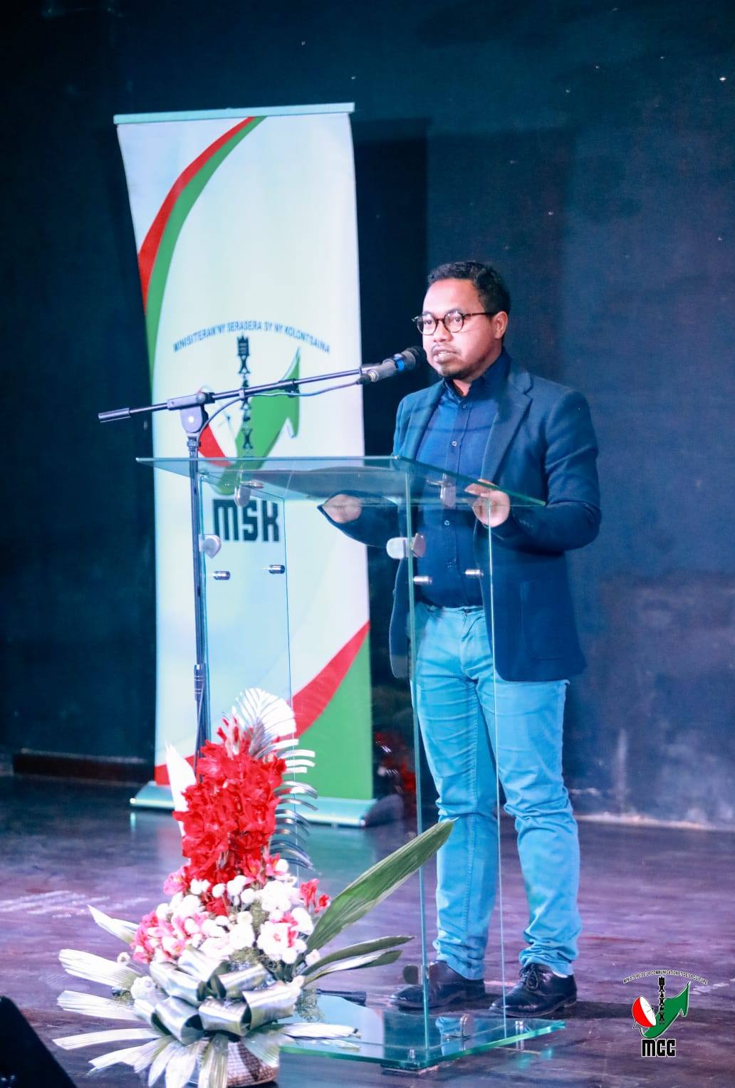 Ny 27 Martsa 2025 no andro maneran-tany ho an'ny teatra  ary isan-taona dia mankalaza izany  isika eto Madagasikara amin'ny alalan'ny Minisiteran'ny Serasera sy ny Kolontsaina.