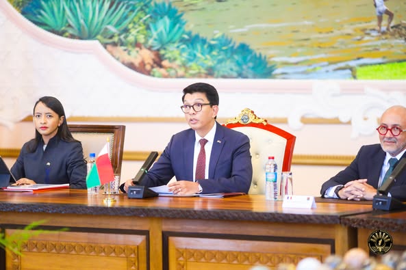 FANAVAOZANA NY FIARAHA-MIASA NY MADAGASIKARA SY LAFRANTSA