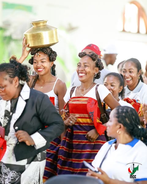 NY FANKALAZANA NY ANDRON'NY 3 MAY.