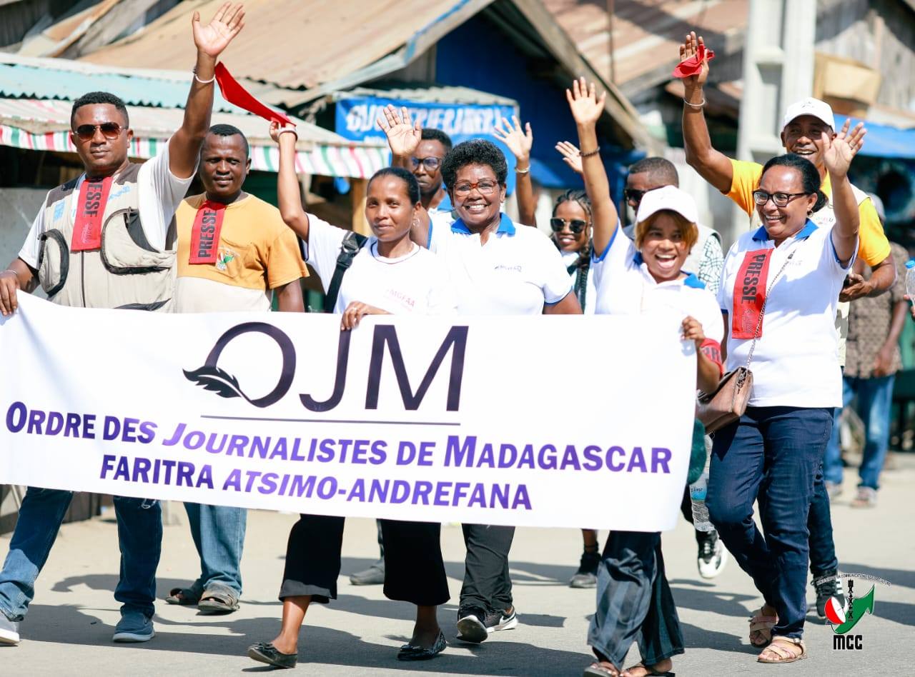 NY FANKALAZANA NY ANDRON'NY 3 MAY.