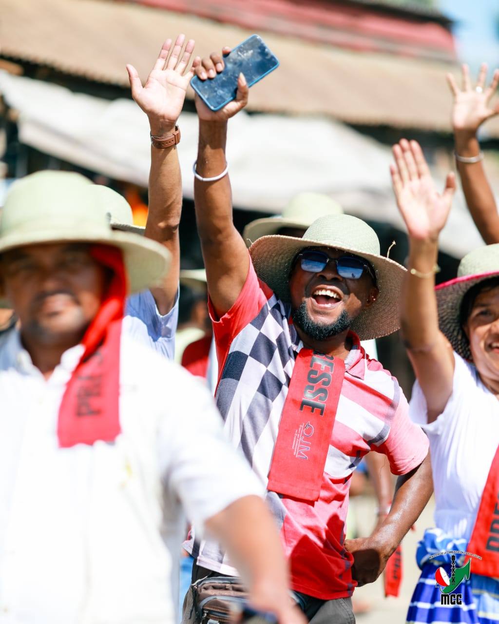 NY FANKALAZANA NY ANDRON'NY 3 MAY.