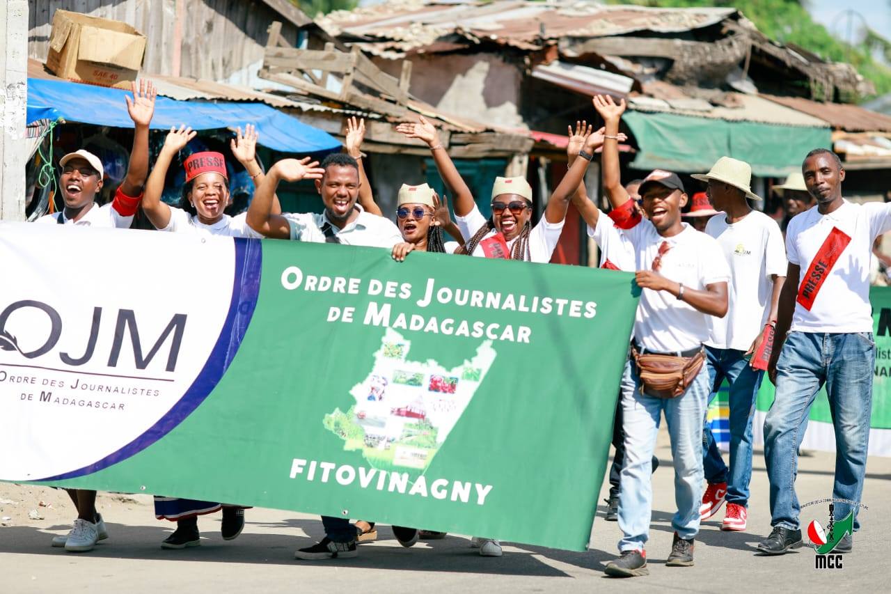 NY FANKALAZANA NY ANDRON'NY 3 MAY.