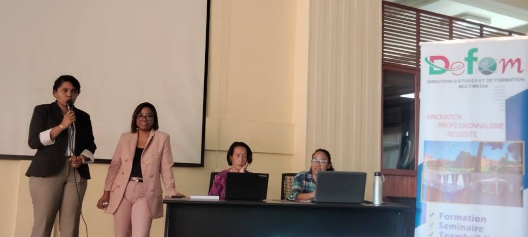 ANDRY FAHAROAN' NY POLOTIKAM-PANDROSOAN' NY FILOHA ANDRY RAJOELINA NY FAMPIROBOROBOANA NY MAHA - OLONA