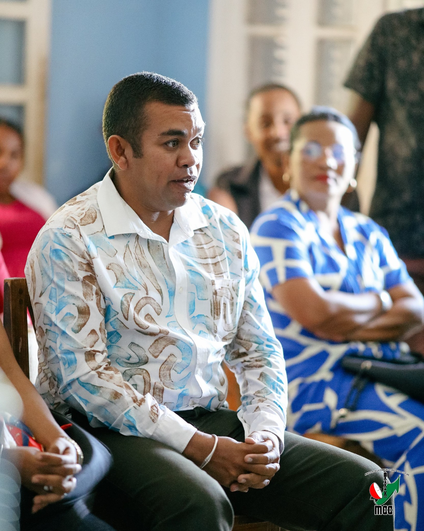 Andry voalohany : FAMPIROBOROBOANA NY MAHA OLONA