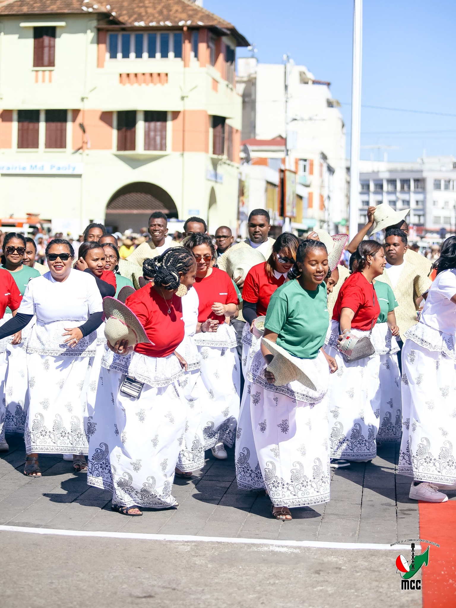 " NY FITIAVAN-TANINDRAZANA MITARIKA FANDROSOANA"