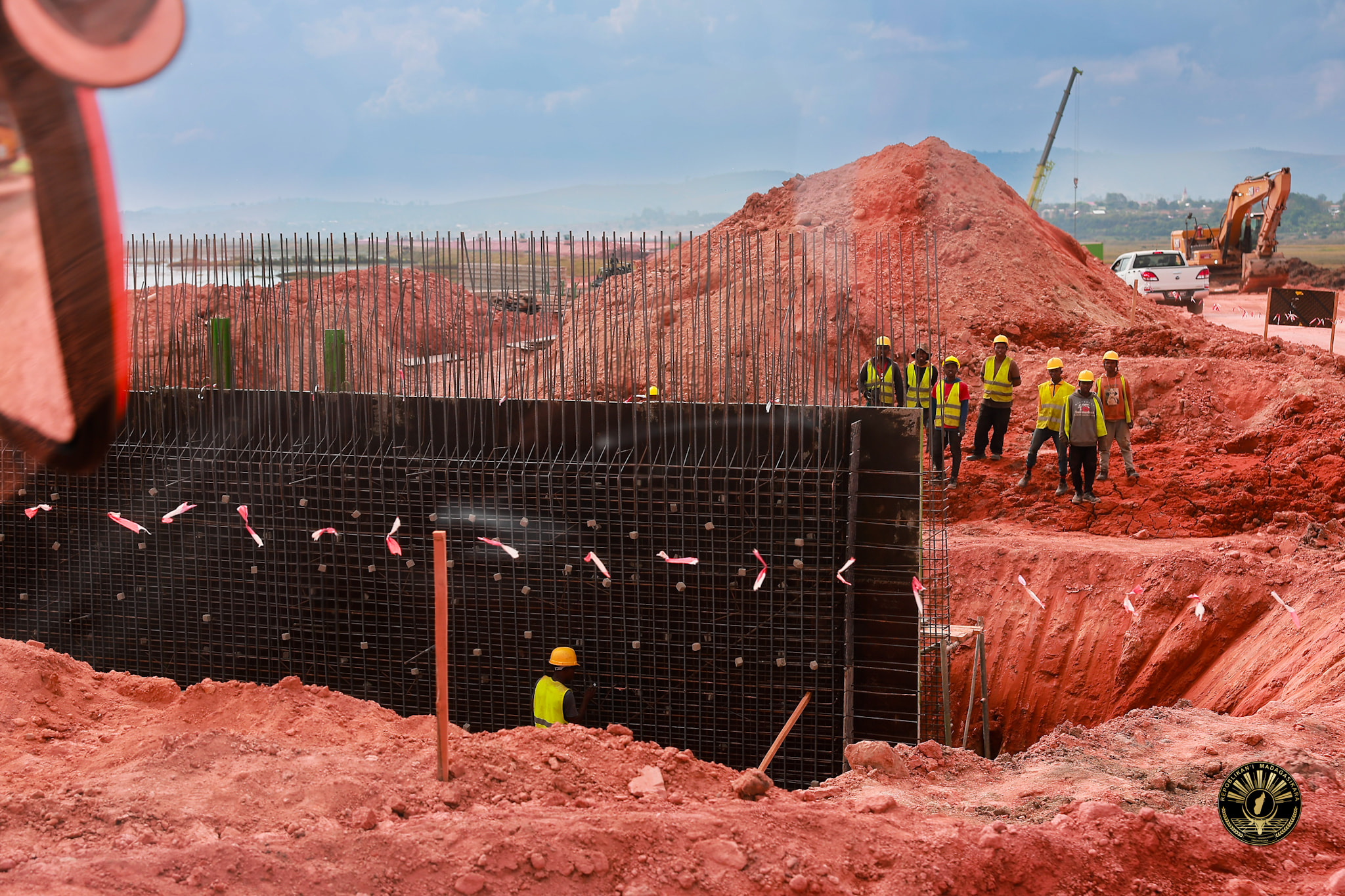 NITSIDIKA NY FIROSOAN' NY ASA FANAMBOARANA NY LALAMBE MIGODANA TEO AMIN' NY PK0 AMBODIFASINA NY FILOHAN' NY REPOBLIKA