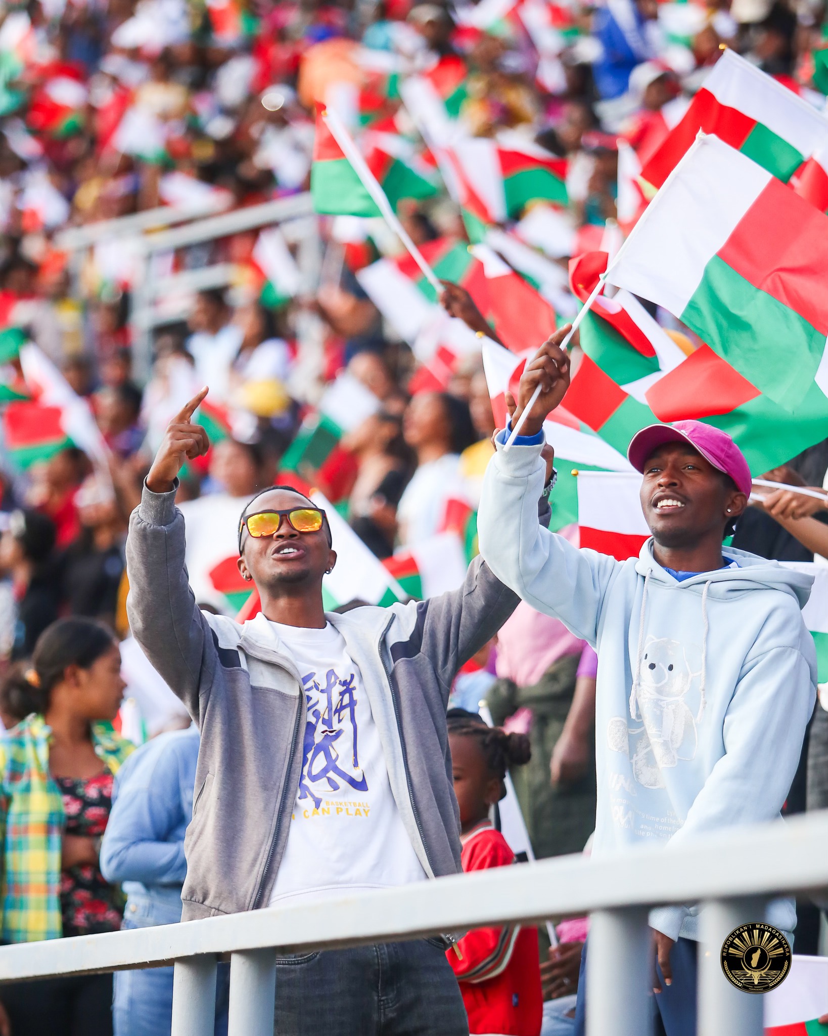 MANAN-DANJA MANOKANA HO AN' NY FIRENENA IZAO FAHA-65 TAONA NIVERENAN' NY FAHALEOVANTENA IZAO