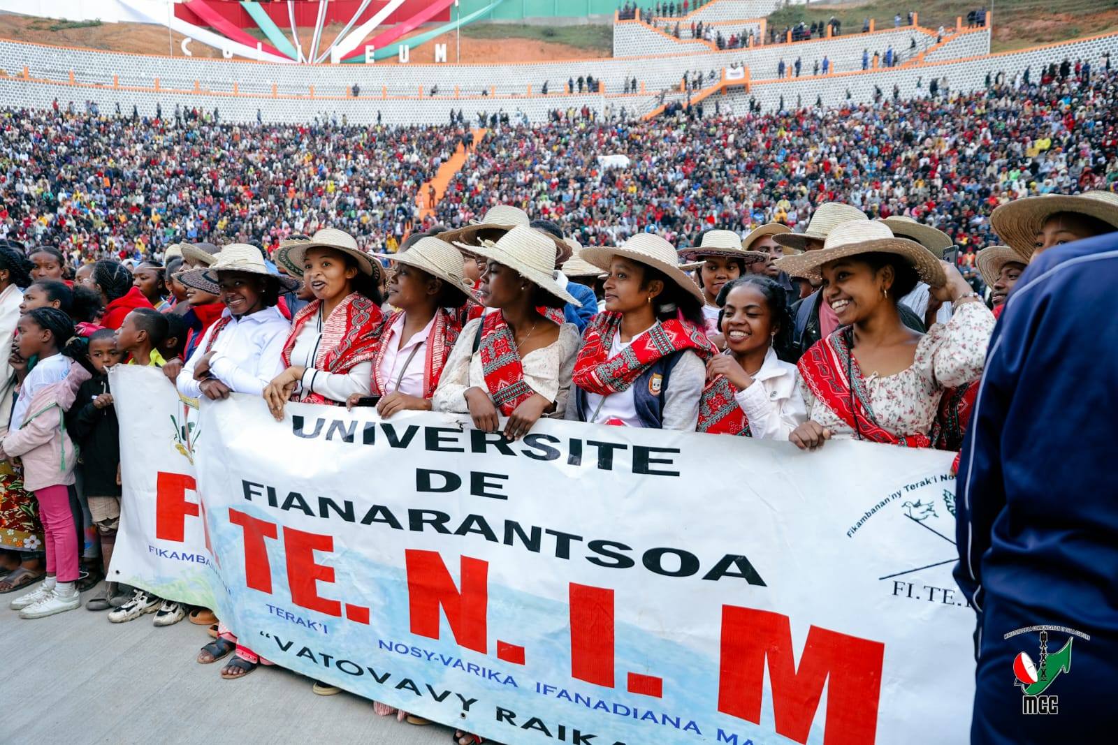 FENO HIPOKA NY COLISEUM AMBATOMENA FIANARANTSOA
