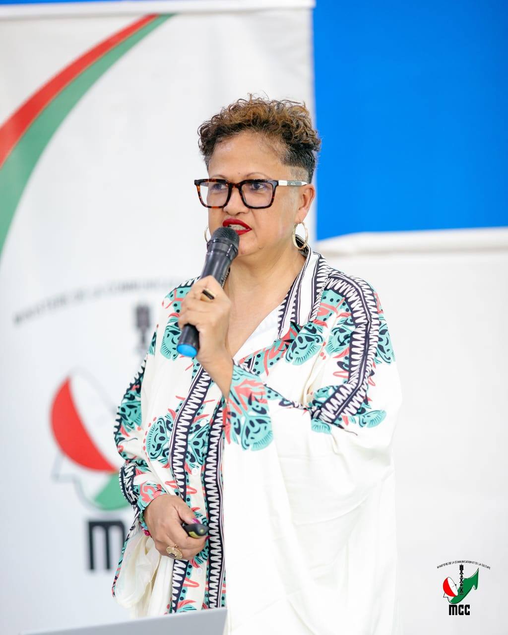 FANOFANANA SY FANAMAFISANA FAHAIZA-MANAO