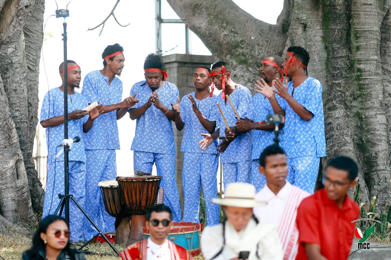 LOHATAONA TAOM-BAOVAON' I MADAGASIKARA