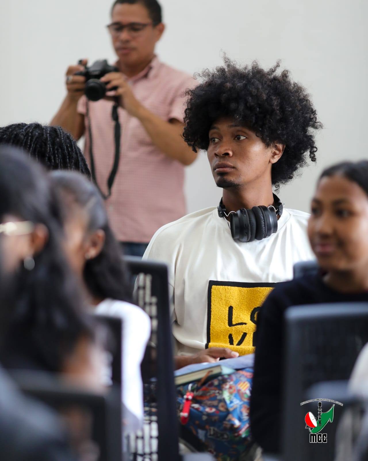 FAKAN-KEVITRA ARA-KOLONTSAINA