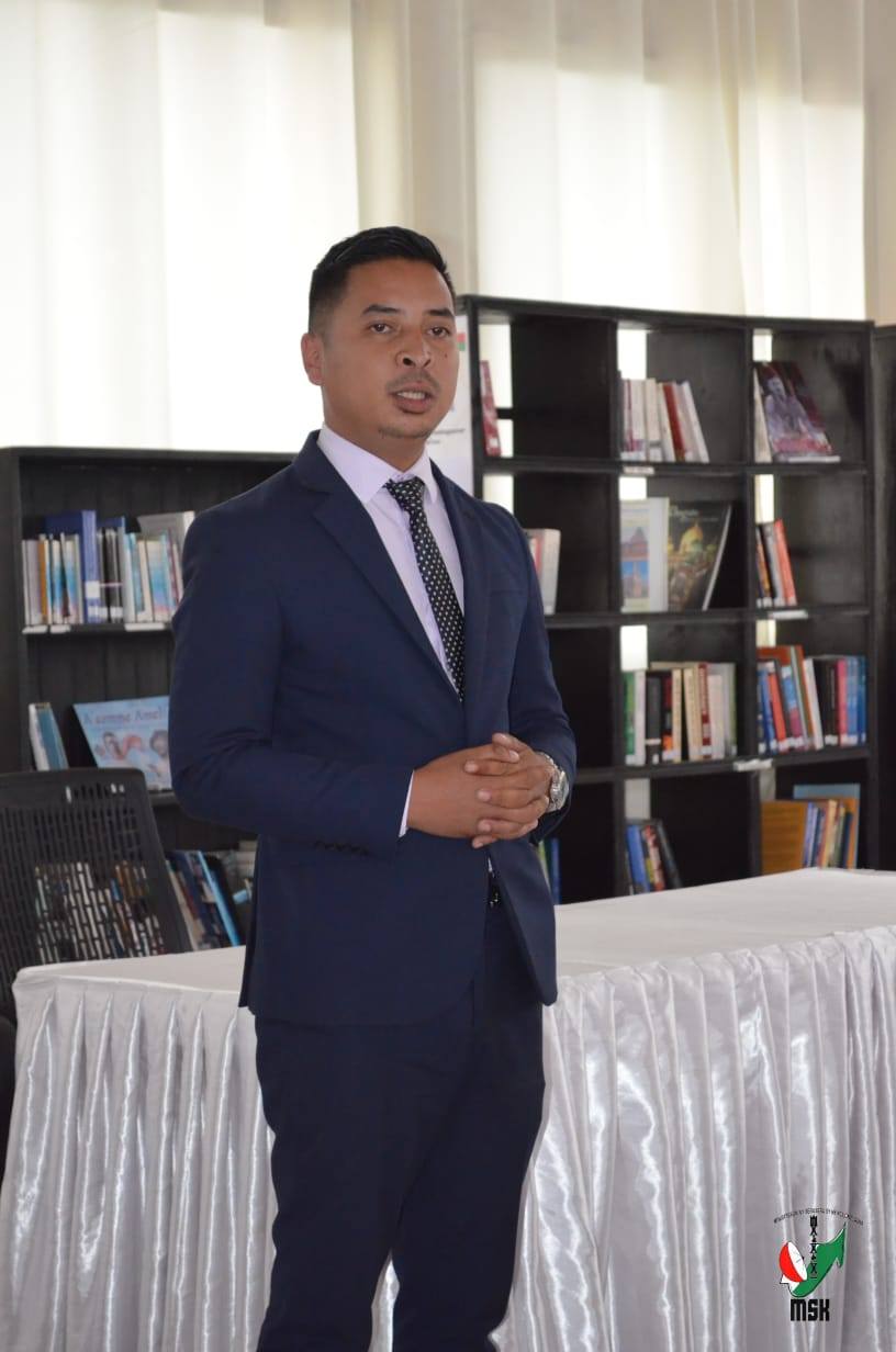 TOMPON' ANDRAIKITRA AMBONY MAROMARO EO ANIVON' NY MINISTERAN' NT SERASERA SY NY KOLONTSAINA NO NANDRAY NY ASANY ANDROANY ALAROBIA 10 DESAMBRA 2025 TAORIAN' NY NAHAVOATENDRY AZY IREO NANDRITRA NY FILAN-KEVITRY NY MINISITRA NY ALATSINAINY 08 DESAMBRA 2025 L