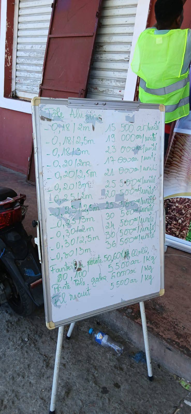 NANOMBOKA NY FIVAROTANA TAFO SY FANITSO AMIN' NY VIDINY MIRARY HO AN' NY MPONIN' I TOAMASINA MBA HANARENANA HAINGANA NY TAKAITRA NAVELAN'NY RIVODOZA GEZANI