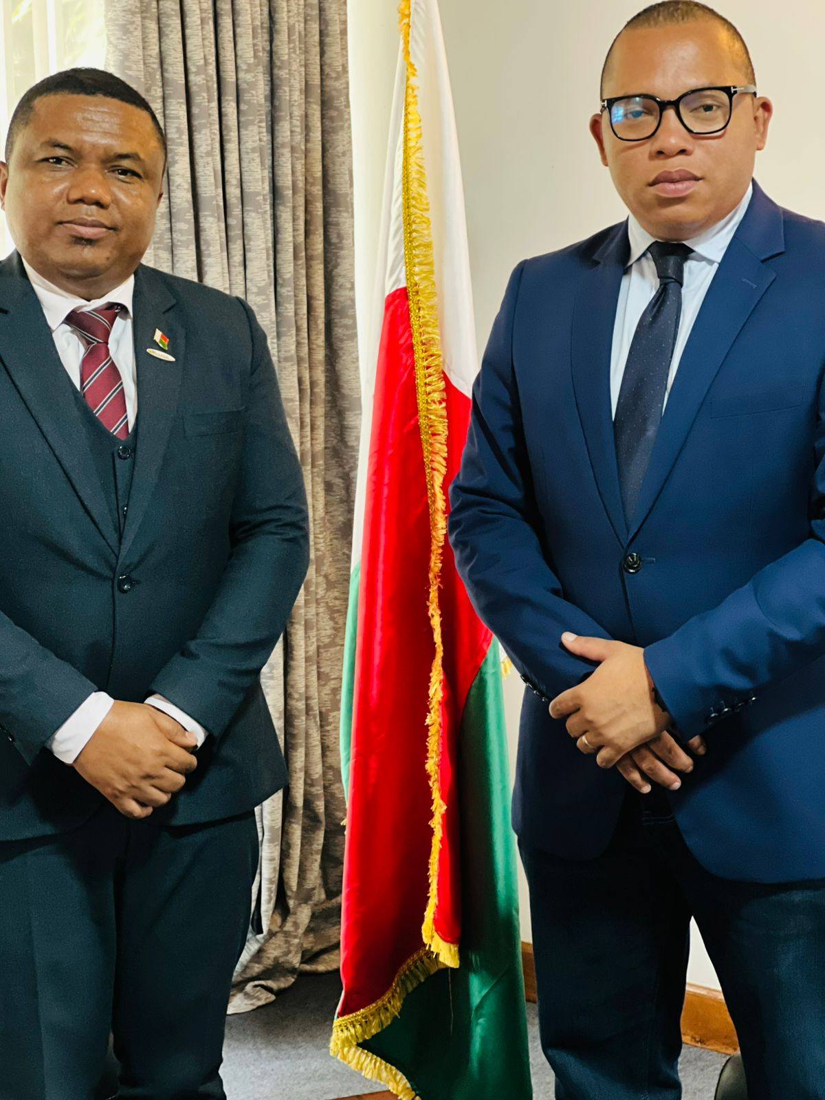 HITARIKA IREO MPIARA-MIASA AMINY HANAO FANAMBARAM-PANANANA ENY ANIVON' NY BIANCO NY MINISITRY NY SERASERA SY NY KOLONTSAINA