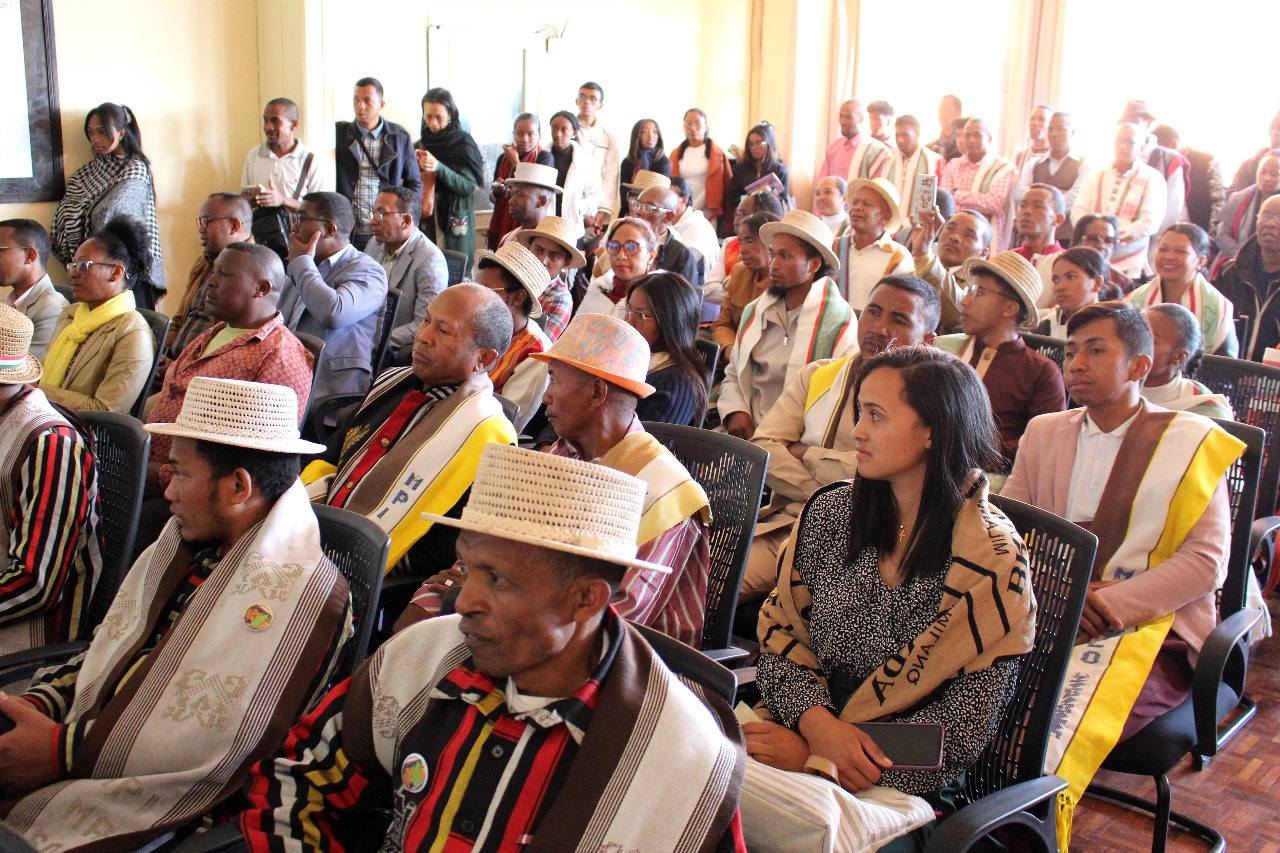 NDAO HAHITSY NY DISO