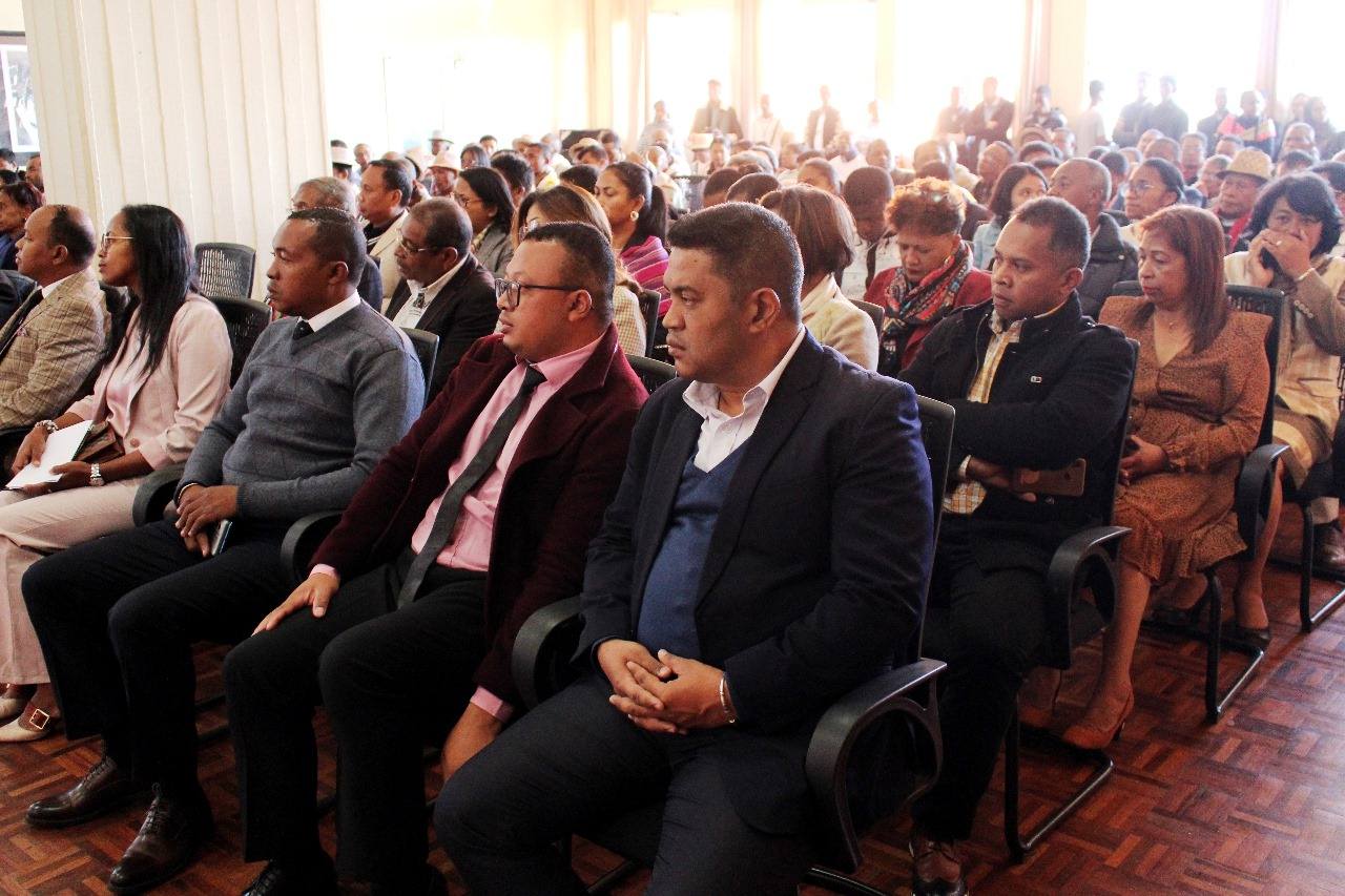 NDAO HAHITSY NY DISO