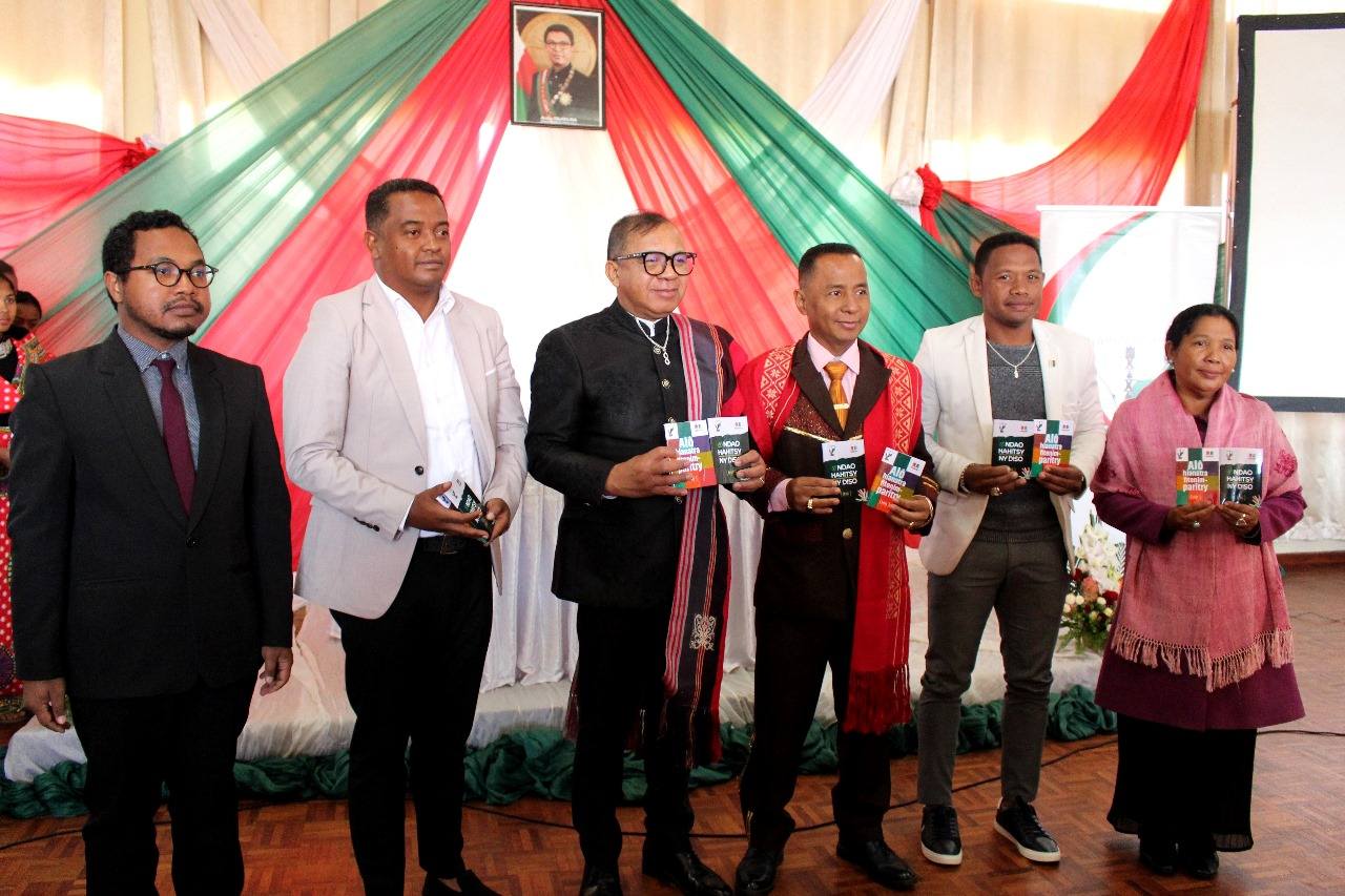 NDAO HAHITSY NY DISO