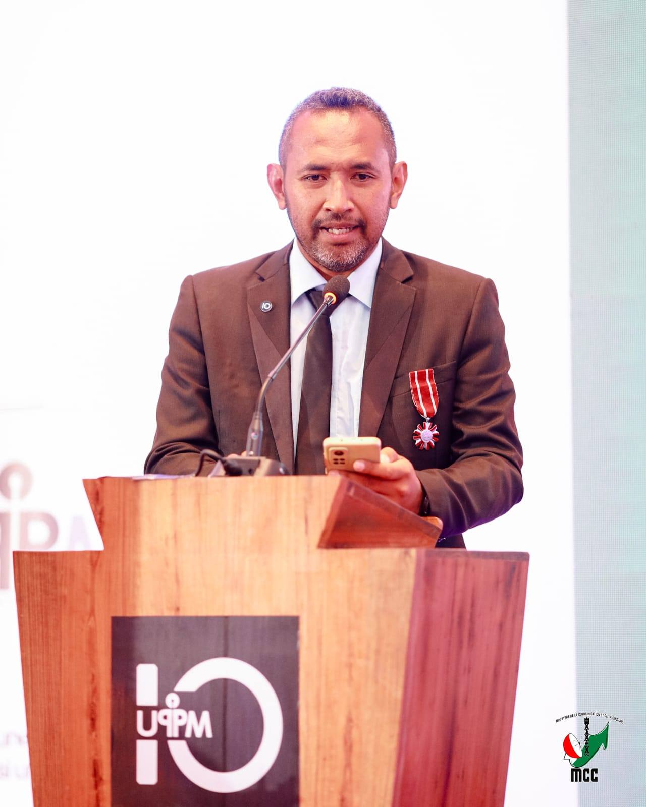 VONDRON'NY MPAKA SARY MATIHANINA ETO MADAGASIKARA