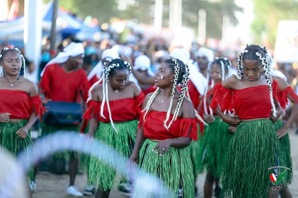 Festival SAKALEONA - Nosy Varika | Andro fahatelo.