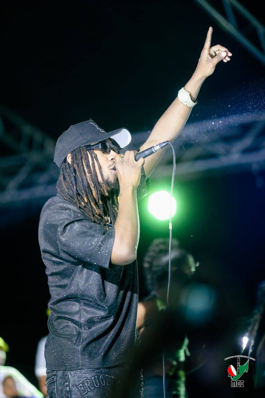 FESTIVAL SAKALEONA - NOSY VARIKA ANDRO FAHATELO.