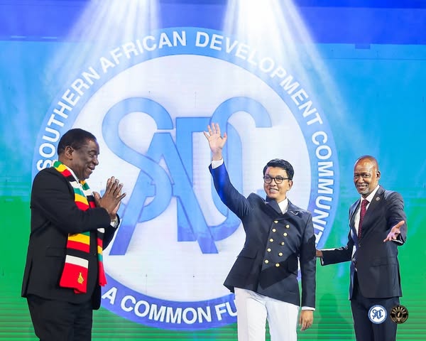 𝐀𝐍𝐃𝐑𝐎 𝐌𝐀𝐍𝐀𝐍-𝐓𝐀𝐍𝐓𝐀𝐑𝐀 𝐇𝐎 𝐀𝐍'𝐈 𝐌𝐀𝐃𝐀𝐆𝐀𝐒𝐈𝐊𝐀𝐑𝐀