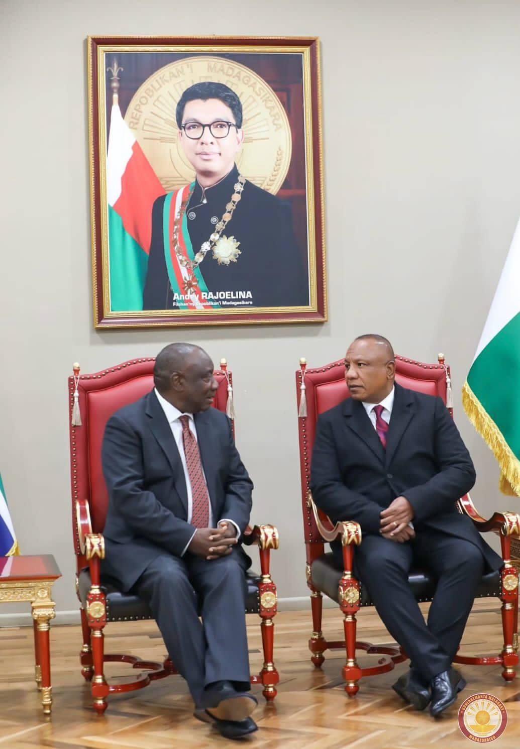 𝐒𝐀𝐃𝐂 : 𝐓𝐎𝐍𝐆𝐀𝐒𝐎𝐀 𝐍𝐘 𝐅𝐈𝐋𝐎𝐇𝐀𝐍’𝐍𝐘 𝐑𝐄𝐏𝐎𝐁𝐋𝐈𝐊𝐀𝐍’𝐈 𝐀𝐅𝐑𝐈𝐊𝐀 𝐀𝐓𝐒𝐈𝐌𝐎