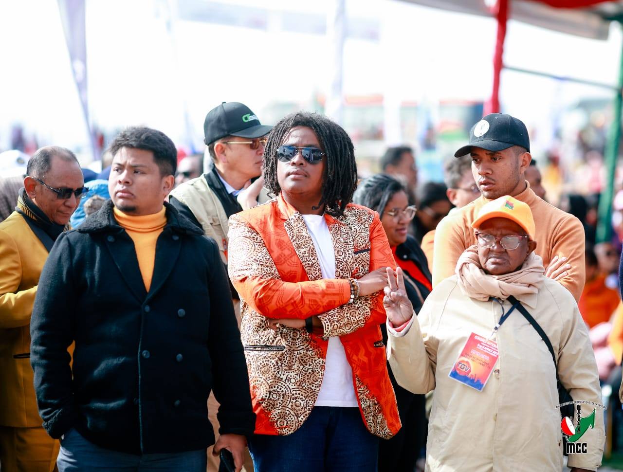 NISOKATRA AMIN'NY FOMBA OFISIALY ANDROANY NY AMPAHAN'NY LALAMBE , MANOMBOKA EO AMIN'NY PK0 AMBODIFASINA HATRANY AMBOHIMANGA ROVA.