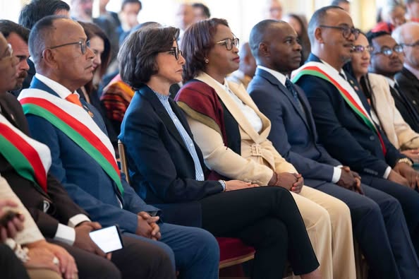 TANTARA VELONA TSY FANADINO!