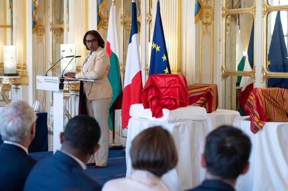 TANTARA VELONA TSY FANADINO!