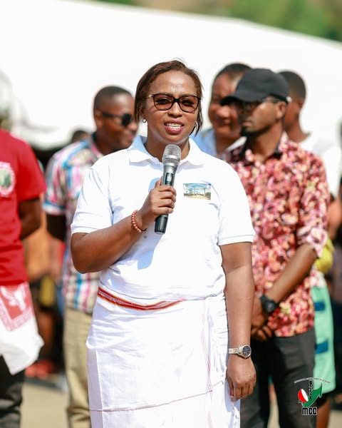 LALANA AMPANJAKA TOERA