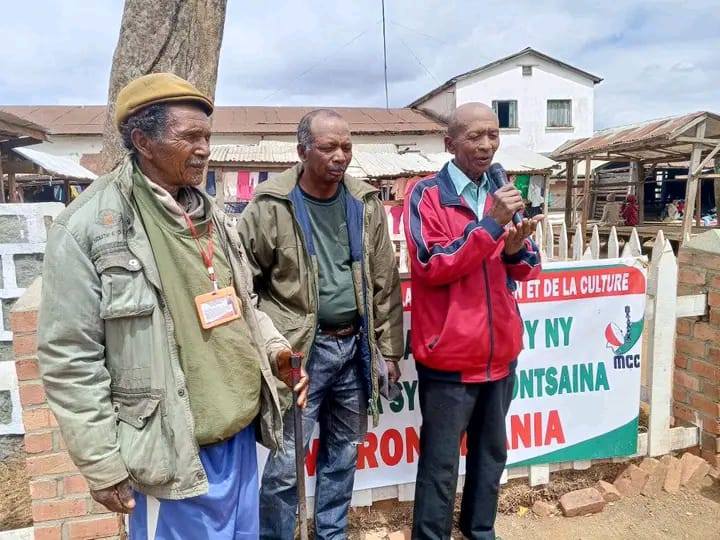 𝗟𝗢𝗛𝗔𝗧𝗔𝗢𝗡𝗔 𝗧𝗔𝗢𝗠-𝗕𝗔𝗢𝗩𝗔𝗢𝗡'𝗜 𝗠𝗔𝗗𝗔𝗚𝗔𝗦𝗜𝗞𝗔𝗥𝗔