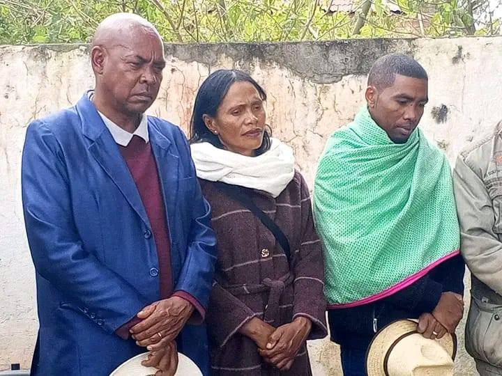 𝗟𝗢𝗛𝗔𝗧𝗔𝗢𝗡𝗔 𝗧𝗔𝗢𝗠-𝗕𝗔𝗢𝗩𝗔𝗢𝗡'𝗜 𝗠𝗔𝗗𝗔𝗚𝗔𝗦𝗜𝗞𝗔𝗥𝗔