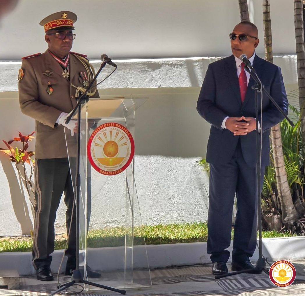 MAHAZOARIVO : FAMINDRAM-PAHEFANA TEO AMIN’NY PRAIMINISITRA TEO ALOHA SY NY PRAIMINISITRA VAOVAO