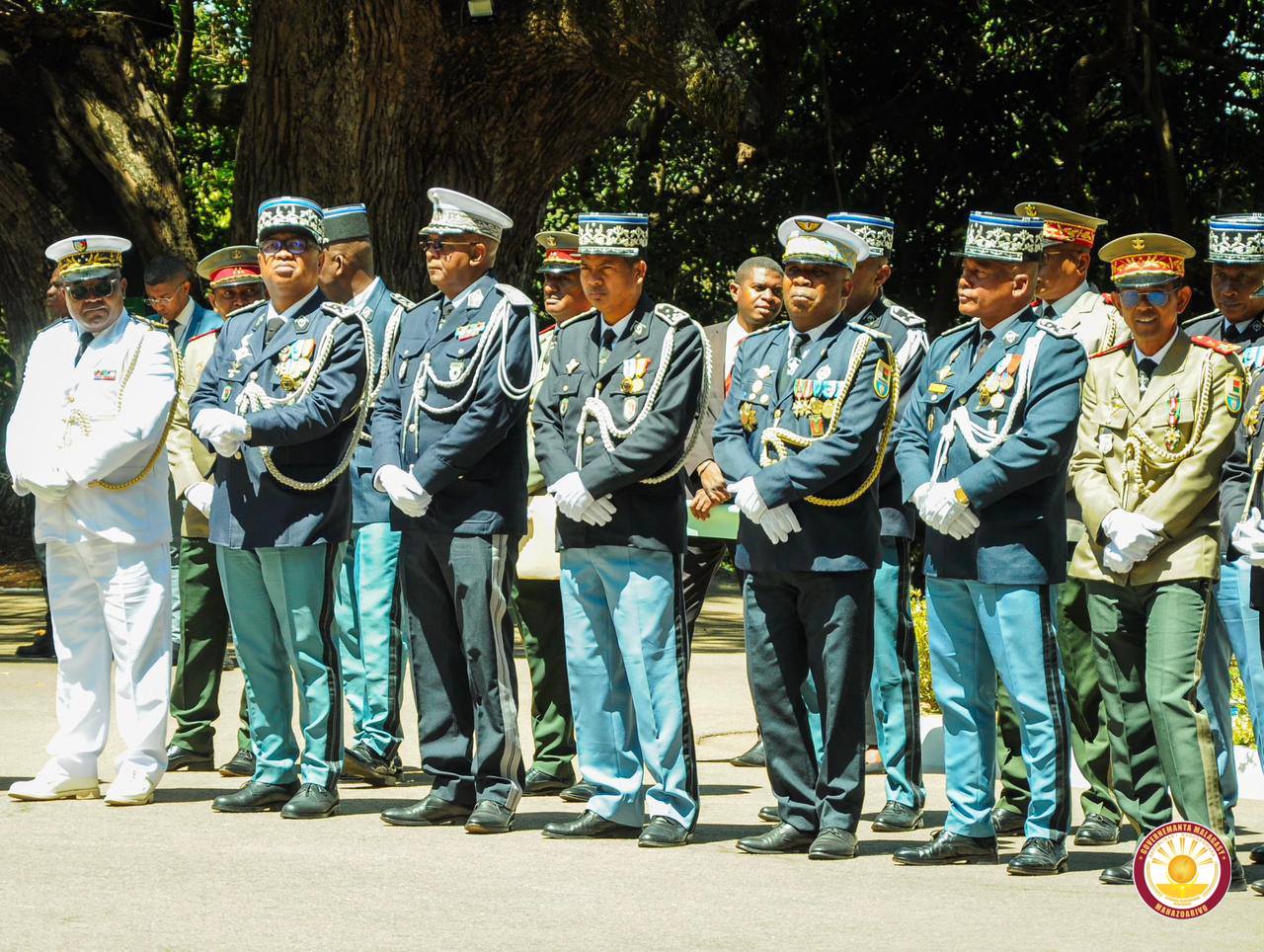 MAHAZOARIVO : FAMINDRAM-PAHEFANA TEO AMIN’NY PRAIMINISITRA TEO ALOHA SY NY PRAIMINISITRA VAOVAO