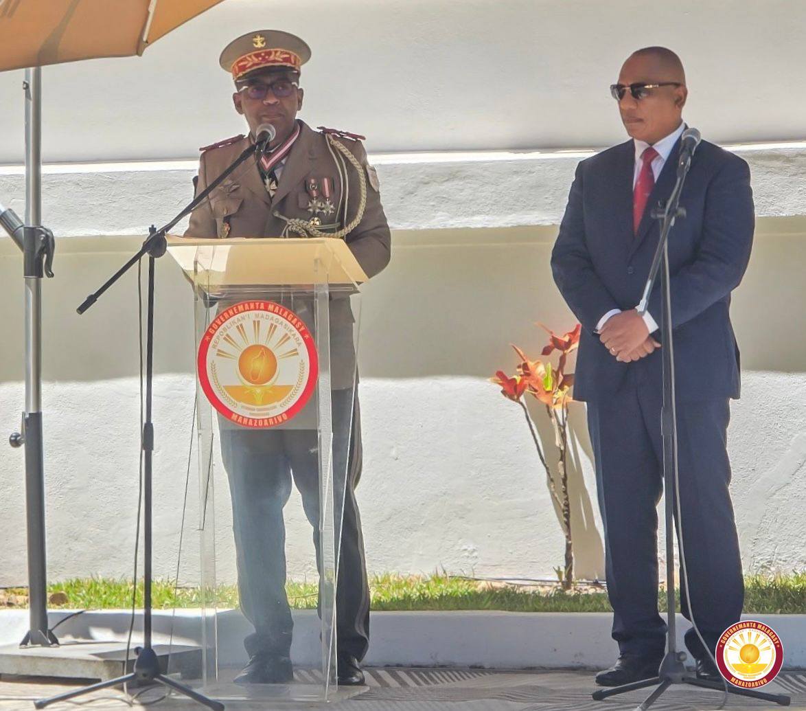 MAHAZOARIVO : FAMINDRAM-PAHEFANA TEO AMIN’NY PRAIMINISITRA TEO ALOHA SY NY PRAIMINISITRA VAOVAO