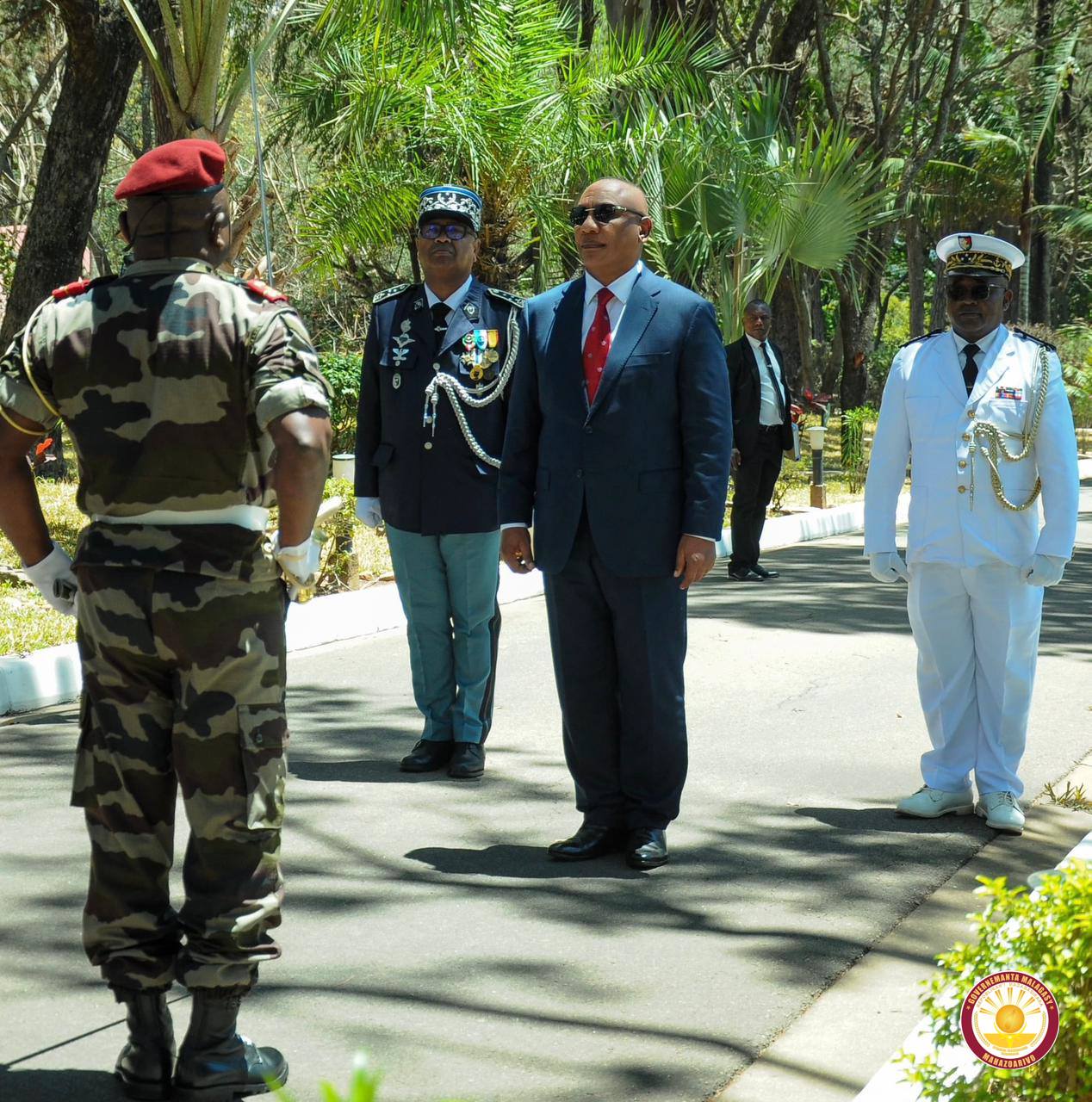 MAHAZOARIVO : FAMINDRAM-PAHEFANA TEO AMIN’NY PRAIMINISITRA TEO ALOHA SY NY PRAIMINISITRA VAOVAO