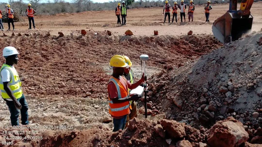 MITOHY HATRANY ASA FANAMBOARANA NY LALAM-PIRENENA FAHA-10 (RN10) MAMPITOHY AN'AMBOVOMBE-ANDRANOVORY AO AMIN’NY FARITRA ANDROY.