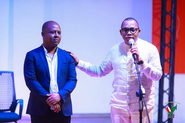 NITAFA MIVANTANA TAMIN'IREO MPIASAN'NY MINISITERA I GASCAR FENOSAO