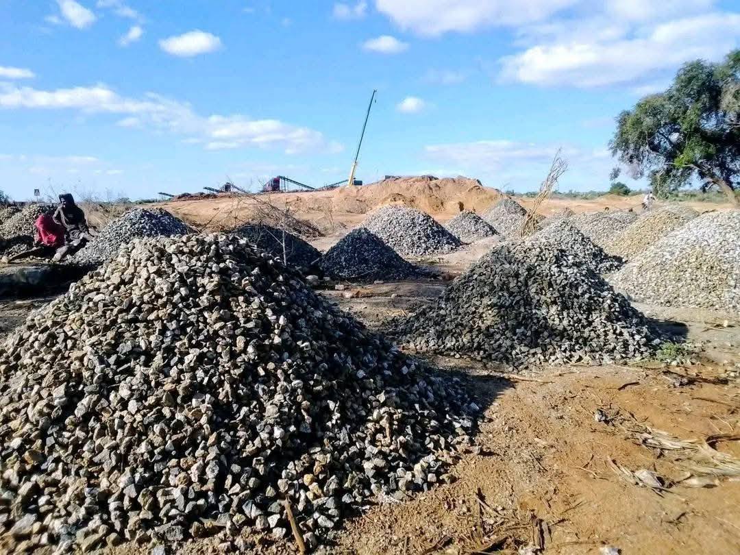 MITOHY HATRANY ASA FANAMBOARANA NY LALAM-PIRENENA FAHA-10 (RN10) MAMPITOHY AN'AMBOVOMBE-ANDRANOVORY AO AMIN’NY FARITRA ANDROY.