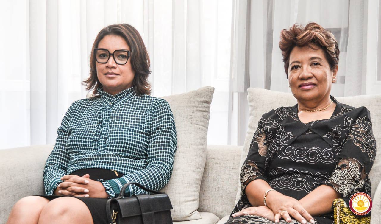 FIFAMINDRAM-PAHEFANA TEO AMIN’NY PRAIMINISITRA TEO ALOHA SY NY VAOVAO