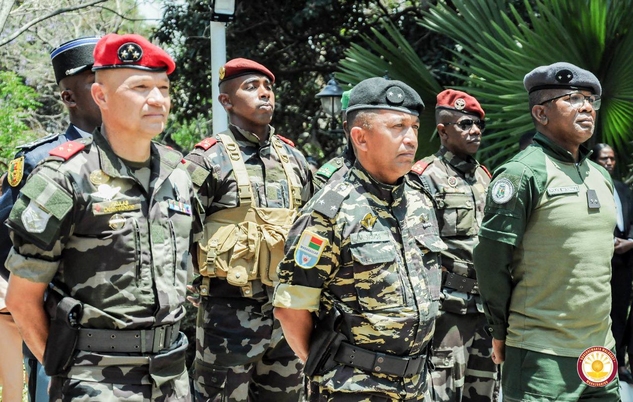 FIFAMINDRAM-PAHEFANA TEO AMIN’NY PRAIMINISITRA TEO ALOHA SY NY VAOVAO