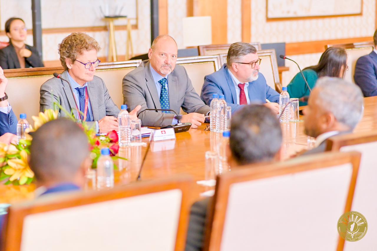 NY 24 OKTOBRA 2025 FANDRAISANA VOALOHANY IREO VONDRONA DIPLOMATIKA .