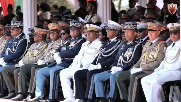 AKADEMIA MIARAMILA : FAMOAHANA AMIN'NY FOMBA OFISIALY IREO MANAMBONINAHITRA MIISA 85 MIANADAHY  NAHAVITA FIOFANANA TEO ANIVON'NY SEKOLY