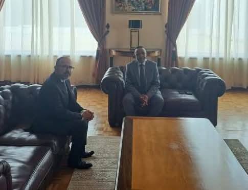 FIARAHA-MIASA MADAGASIKARA SY FRANTSA