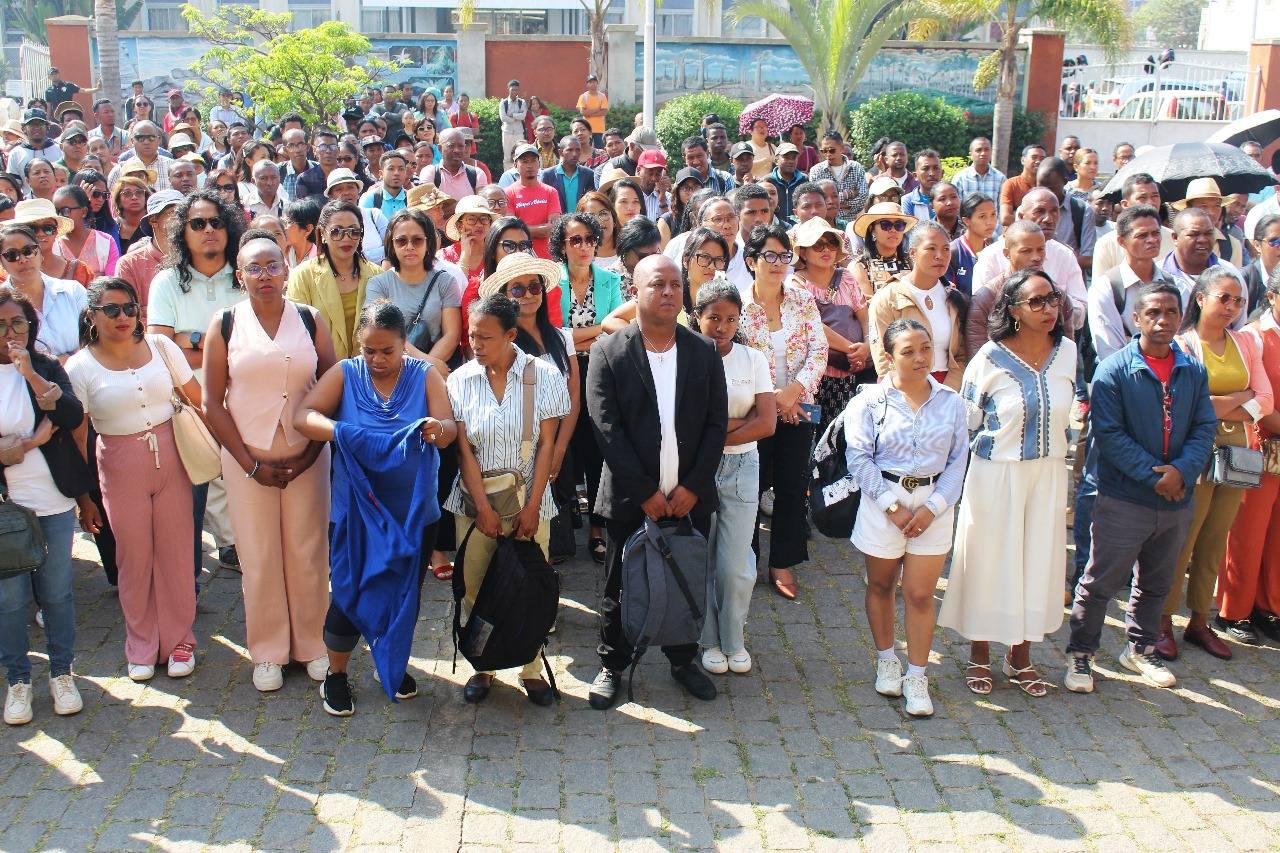 NITAFA MIVANTANA TAMIN'NY MPIARA-MIASA NY MINISITRA GASCAR FENOSOA