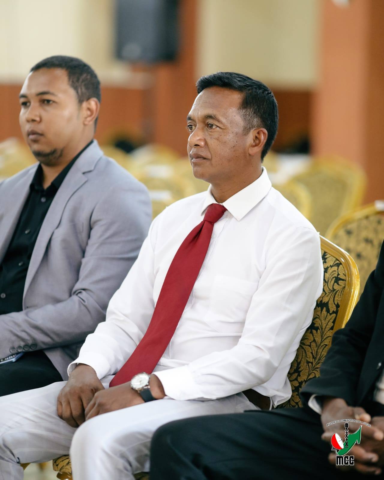 NAHAVITA NY FANAMBARAM-PANANANY NY MINISITRY NY SERASERA SY NY KOLONTSAINA GASCAR FENOSOA.