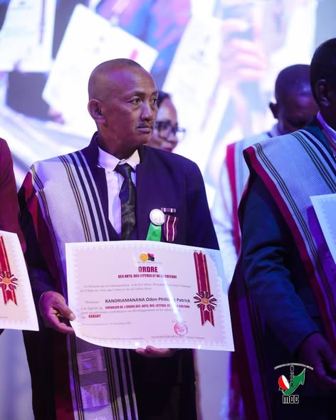 NISITRAKA MARIBONINAHITRA IREO MPIKABARY NAHAVITA BE