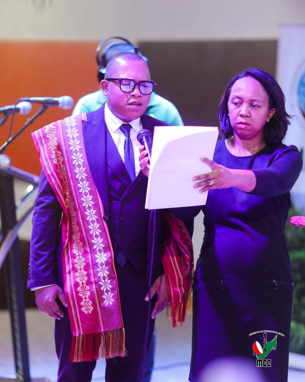 NISITRAKA MARIBONINAHITRA IREO MPIKABARY NAHAVITA BE